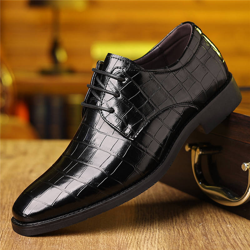 Fashion New Men's Pointed Crocodile Pattern Leather Derby Casual Shoes Male Wedding Dress Homecoming Footwear Zapatos Hombre