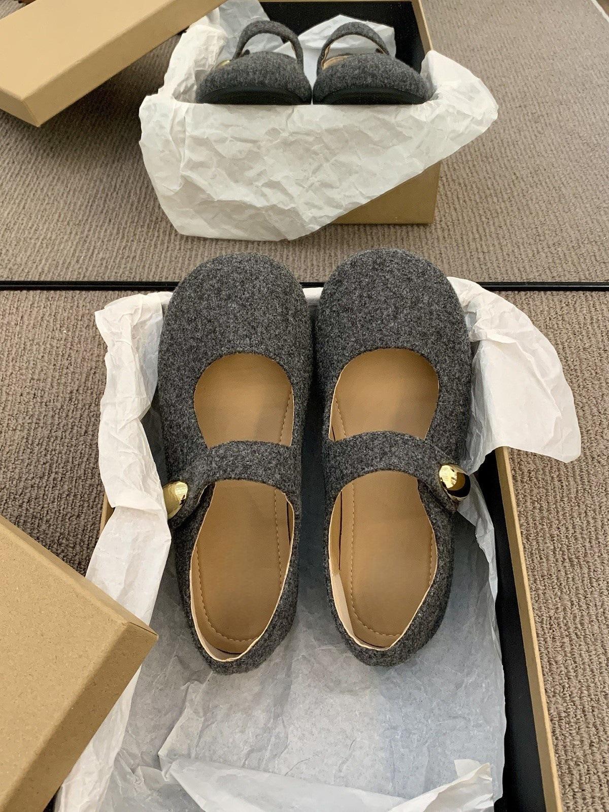 

Flat-bottomed gray Mary Jane shoes women s 2025 autumn wear new French one-word with retro temperament single shoes 40 сірий колір