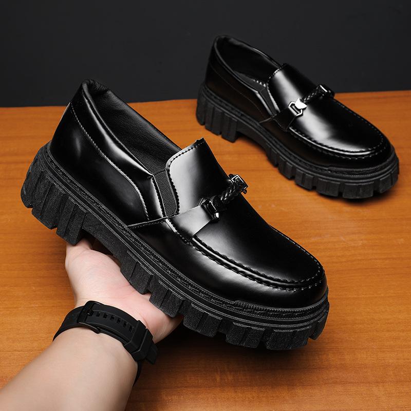 

Повседневная мужская обувь осень 2024 года, новые универсальные черные туфли в британском стиле с толстой подошвой, увеличивающие внутреннюю высоту, ленивые кожаные туфли с одной педалью 39 чёрный