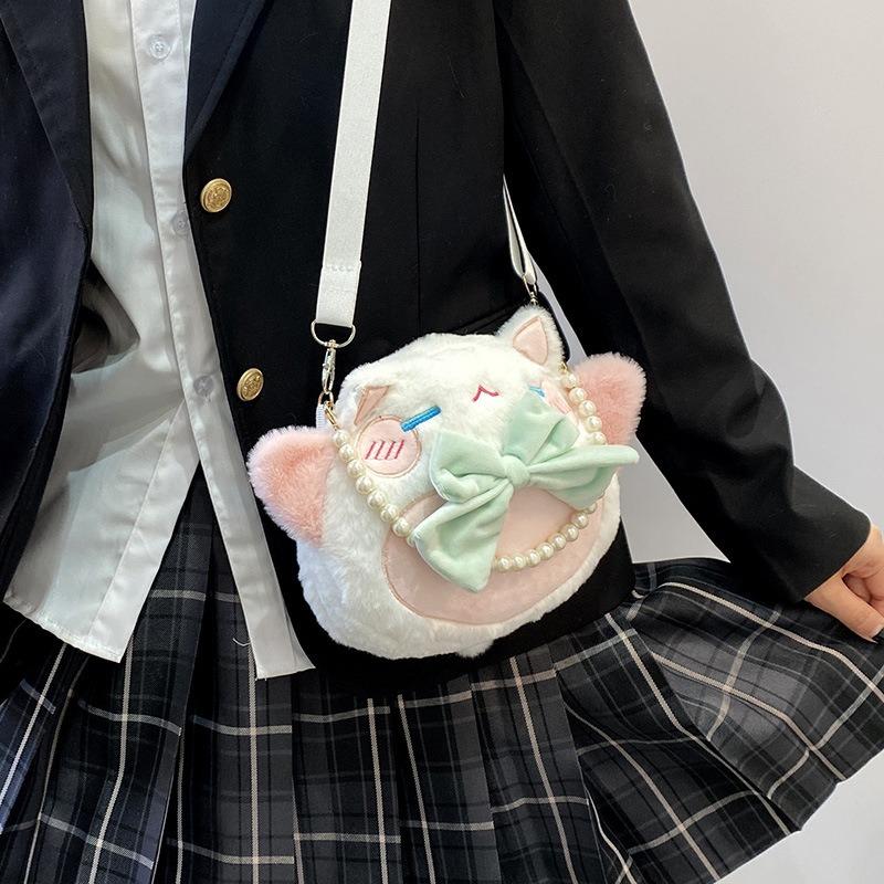 Weiche niedliche Katze Umhängetasche, Schleife Perlenkette Satcheltasche Glückskatze Puppentasche Cartoon Plüschtasche