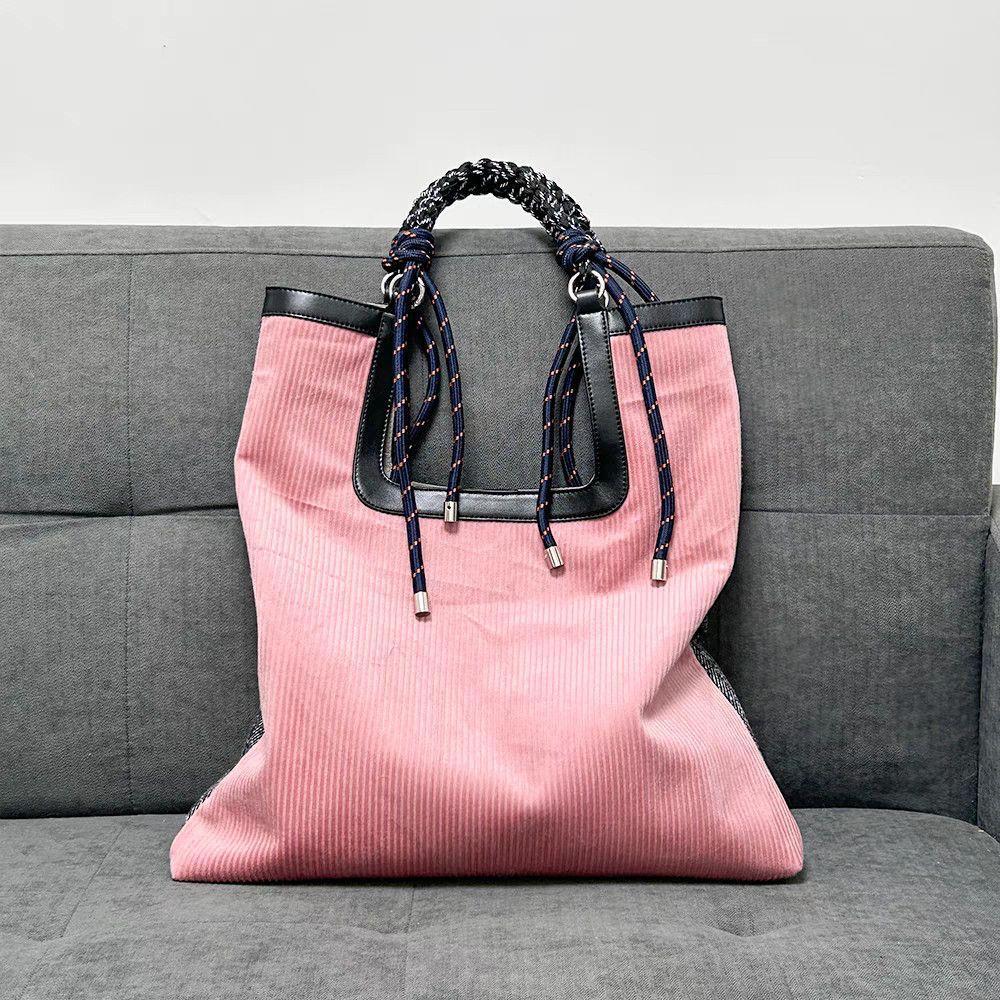 

Autumn and Winter New Corduroy Tote Bag Vintage Large Capacity Shoulder Bag Splicing Woven Knot Commuter Bag Handbag розовый