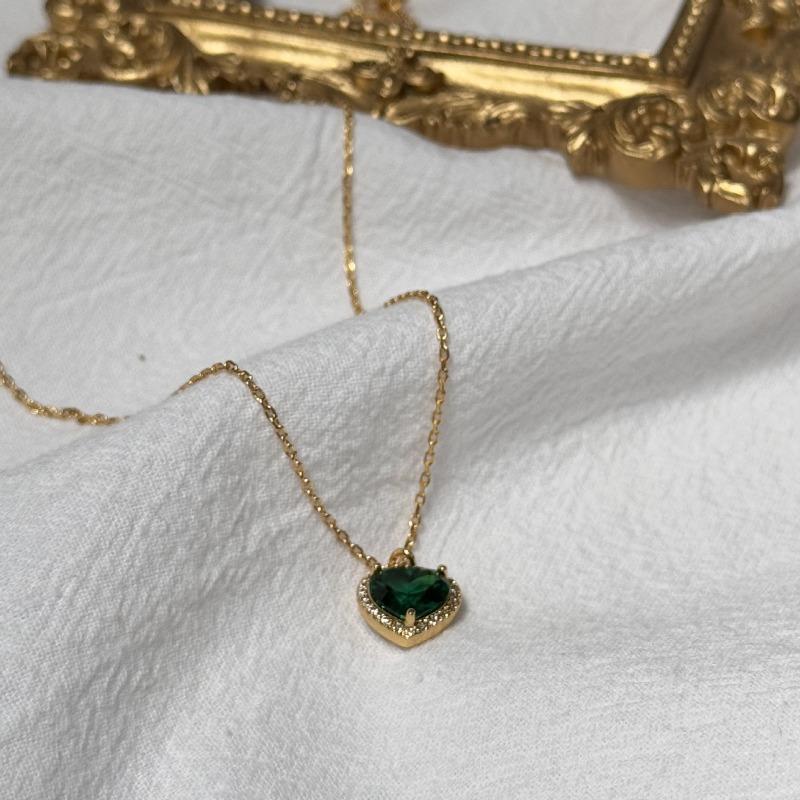 KS Luxury Micro-inlaid Zircon Love-shaped Pendant Pendant Necklace Jewelry Light Luxury Retro