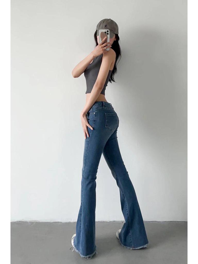 2024 Early Autumn Low-Waisted Slim Fit Flare Jeans for Women with Washed Frayed Hem.