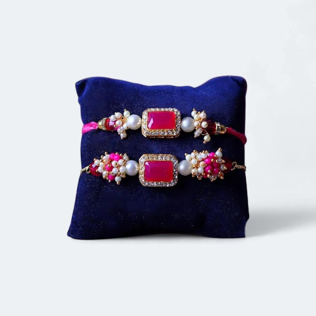 Glob Idol für Heimdeko mit Lumba/Paar Rakhi Set Bruder Bhabhi | Globus für Vastu Heimdeko(Paar Rakhi mit Geschenkkorb)