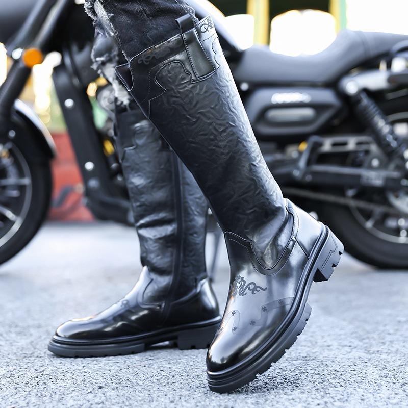 Stivali da uomo a metà polpaccio Alta qualità Pelle verniciata Casual Stivali a tubo lungo Moda Stivali da motociclista Stivale da cavaliere da uomo Botas Hombre