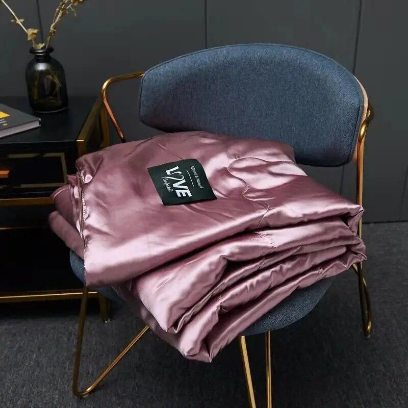 Letní přikrývka Ledové hedvábí Prošívaná přikrývka Pratelná Chladivý pocit Spánek na naháče Klimatizace Tenká přikrývka Děti Jednolůžko Queen Ložní prádlo