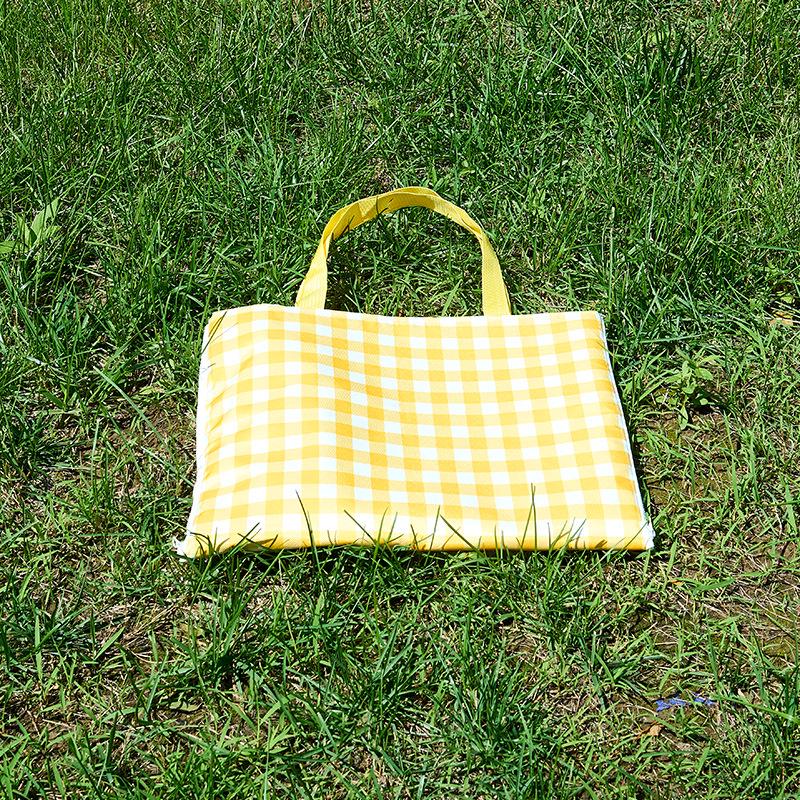 Customizable Thickened Oxford Cloth Moisture-Proof Mat - Portable, Foldable Car Outdoor Camping Picnic Mat