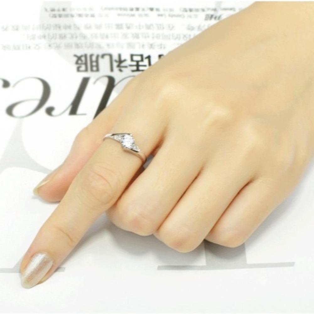 Eternal Love Rings for Women Silver Plated Copper Crystal Wedding Band Fashion Couple Jewelry