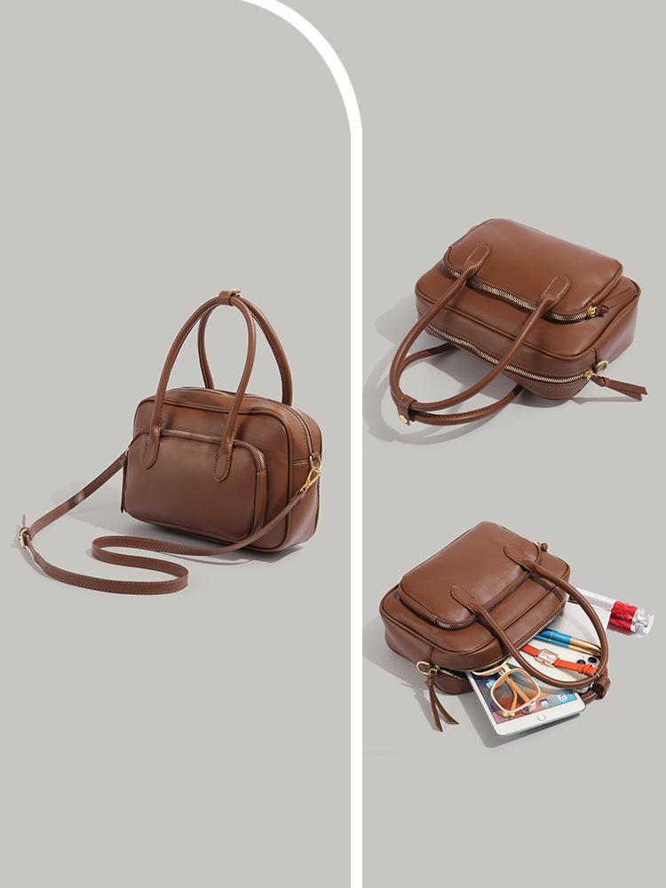 Bag woman 2025 autumn and winter new retro style handbag to work small bag commuting out one shoulder oblique span bag tide
