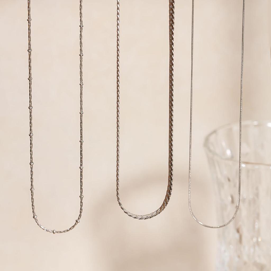 Elegant Stainless Steel Round Bead Snake Bone Necklace - Versatile, Fashionable Layered Clavicle Chain for Women