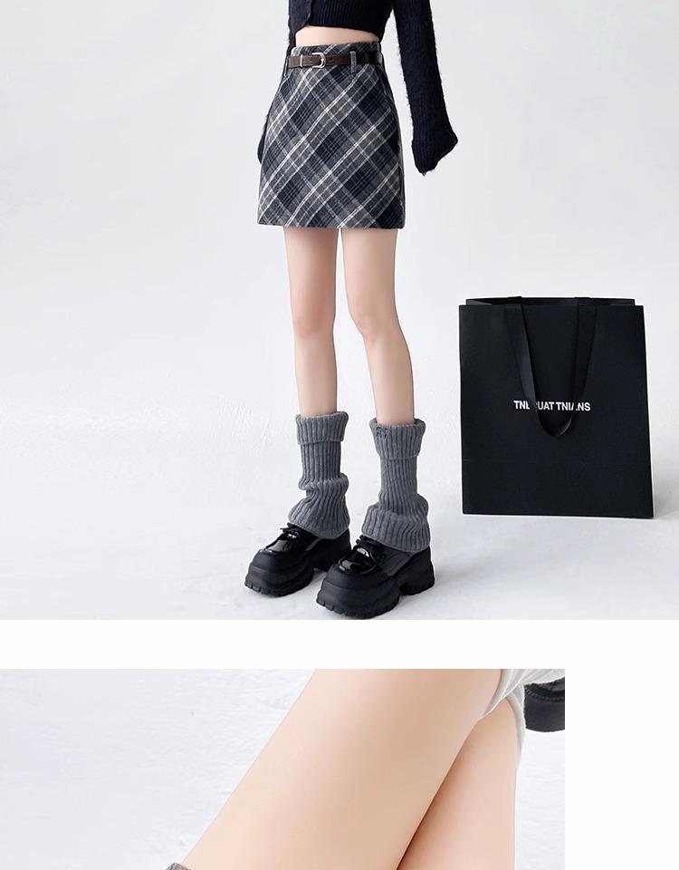 Women's High Waist Plaid Wool A-Line Skirt - Retro Style for Spring and Autumn