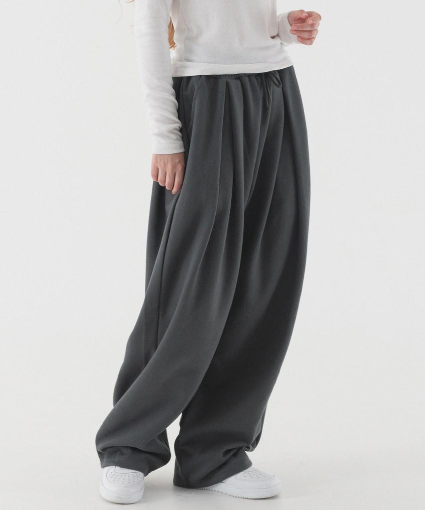 PIANER Pleated Deep Wide Sweatpants (Charcoal)
