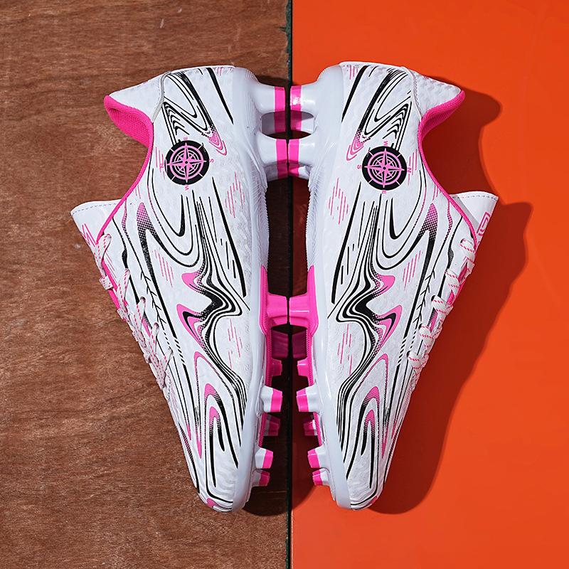 Large size children's long nail football shoes men's outdoor primary and secondary school students broken nail training shoes primary and secondary
