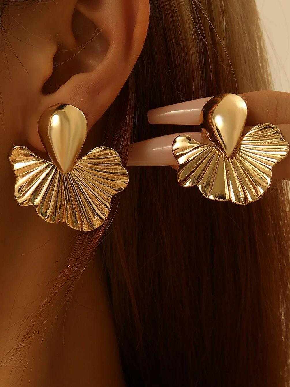 

Hair Accessories Retro Imitation Baroque Pearl Stud Earrings Gold Color Alloy Irregular Earrings For Women Simple Jewelry Gift
