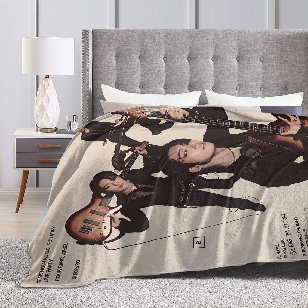 Kpop Ateez Band Soft Warm Blanket  Picnic Plush Throw Blanket Street Trend Outdoor Flannel Bedspread Sofa Bed Cover