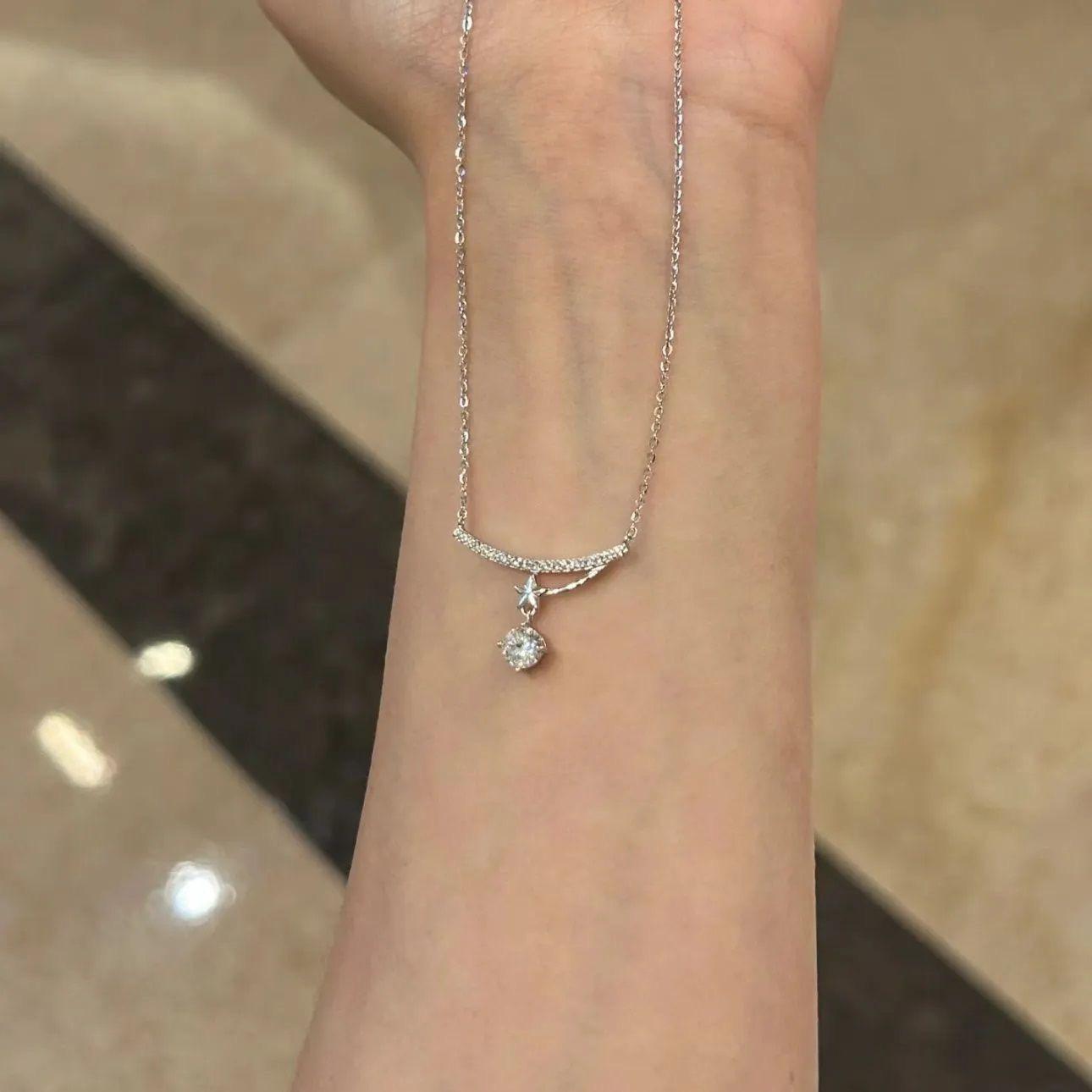 

Ожерелье «Звездопад» - Женская трендовая легкая роскошная цепочка для ключицы