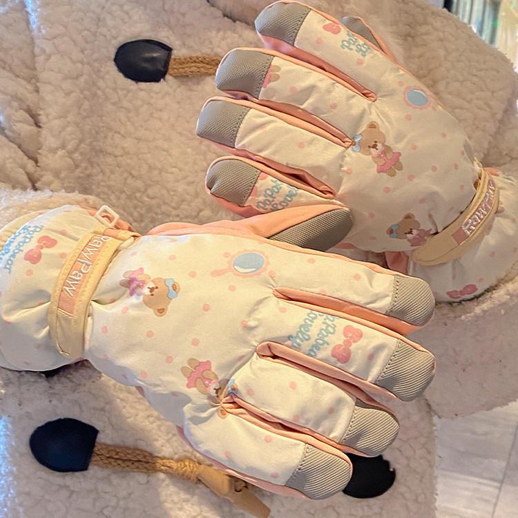 Beige cute bear ski gloves female Korean warm velvet thickened outdoor windproof and cold cycling tide