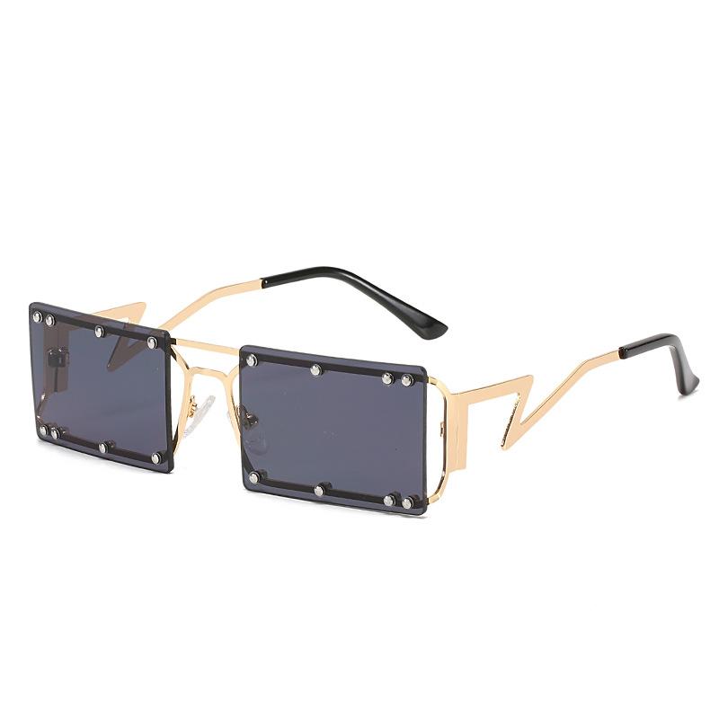 Square Sunglasses, Personalized Glasses Of The Same Style, Multi-Rivet Square Sunglasses For Women
