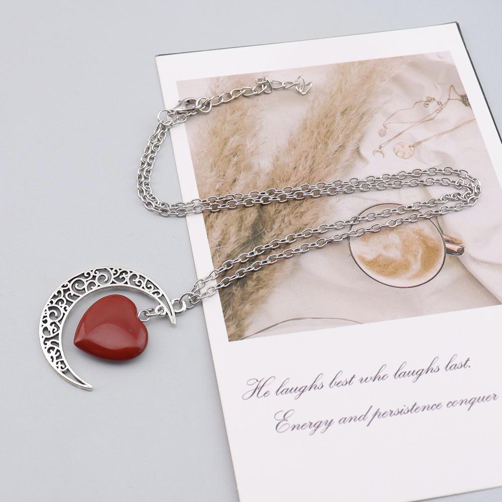 Natural Stone Crystal Amethyst Powder Crystal Moon Love Pendant Necklace Hollow Pendant Couple Necklace N164
