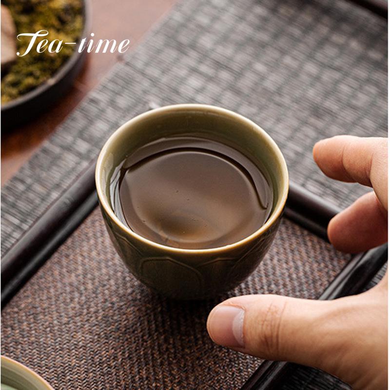 120ml Boutique Yue Kiln Celadon Lotus Exquisite Cup Tea Cup Retro Kung Fu Tea Master Cup Ceramic Single Personal Cup Drinkware