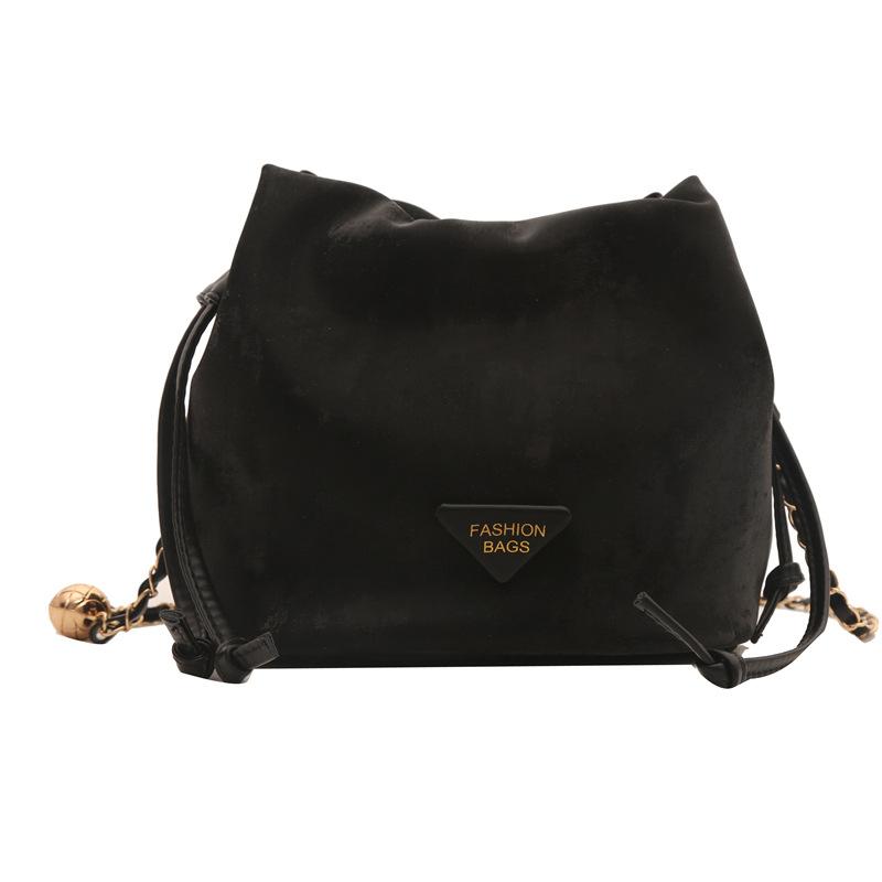 Spring Casual Chain Crossbody Bag Popular Retro Bag New Style Fashionable Casual Bucket Bag Women's Bag