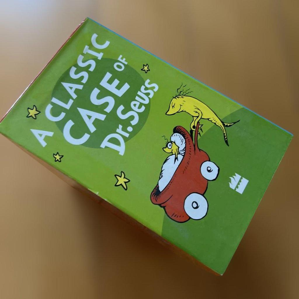 [USED] A Classic Case of Dr. Seuss 20-Book Set