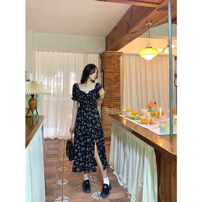 Summer New Thin Gentle Floral Vacation Travel Small Black Dress Medium and Long Temperament Dress
