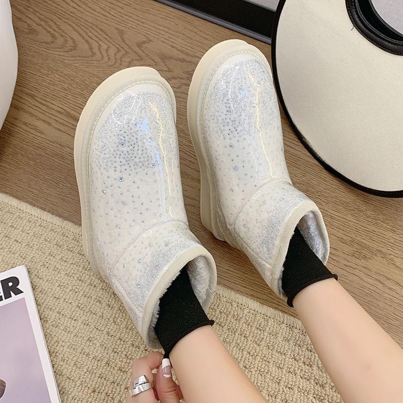 Botines de felpa impermeables con pedrería de moda, botas de nieve de plataforma de invierno para mujer, góticas, cálidas, para trabajo, antideslizantes, chic y elegantes, zapatos Y2k para mujer
