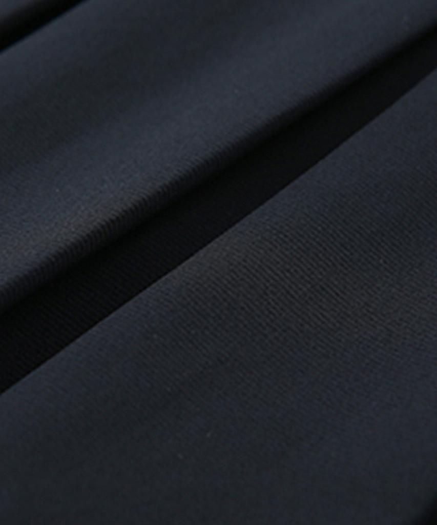 AVEN Black Elastic Pleated Skirt