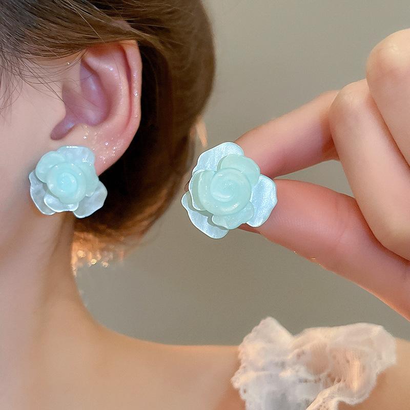 Super fairy flower fringed stud earrings small fresh and sweet ins earrings personalized earrings wholesale