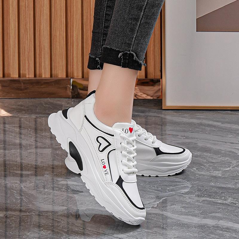 Spring and Autumn New Soft-soled Ins Casual Sports Shoes Niche Board Shoes YB