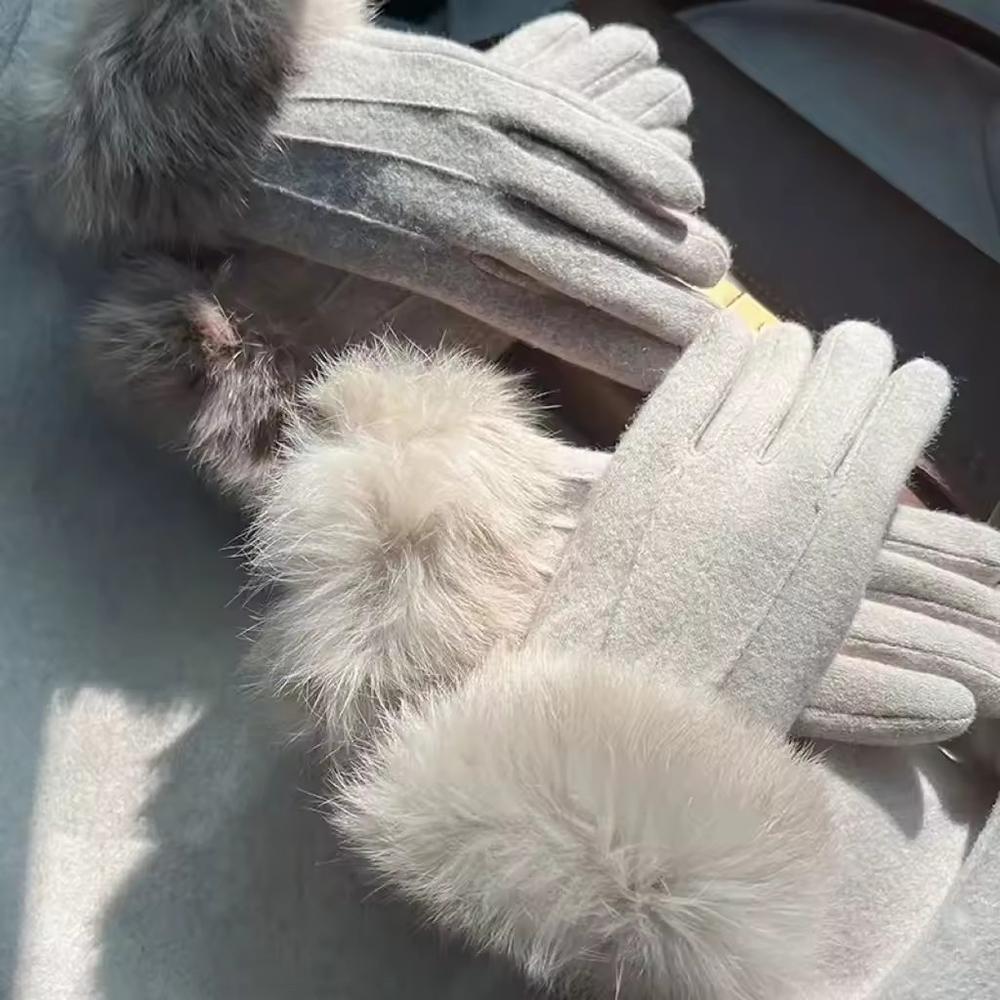Winter New Outdoor Warm Plush Thick Gloves Women Touch Screen Elegant Vertical Striped Hairy Mouth Gloves Elegant Elastic Gloves