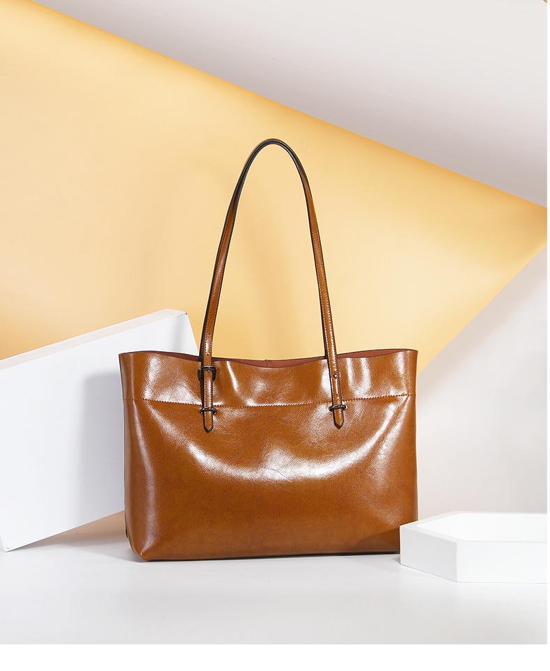 Large Capacity High-End Genuine Leather Tote - Women's Niche Design Handbag/Shoulder Bag