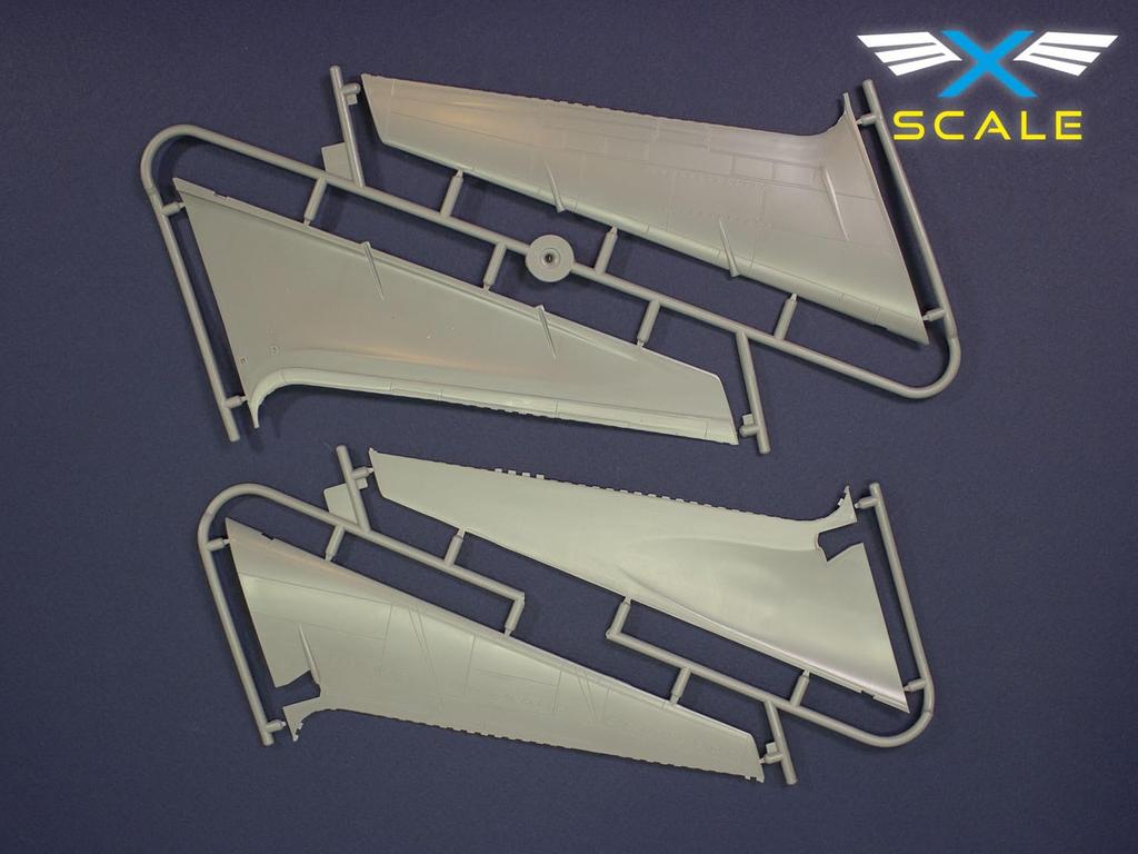 X-Scale Models 1/144 B707-124 Plastic Model XSM144008 (Airplane)