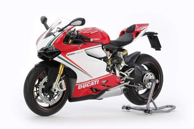 Tamiya Serie Motocicletas Ducati 1199 Panigale S Tricolore Modelo de Plástico 14132 1/12 No.132