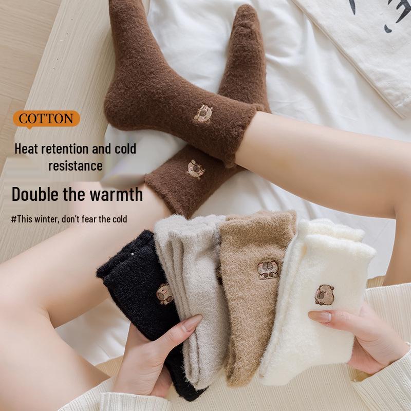 Cute Capybara Women's Mid-Calf Fleece-Lined Socks – Thick, Warm Home & Sleep Socks for Autumn/Winter