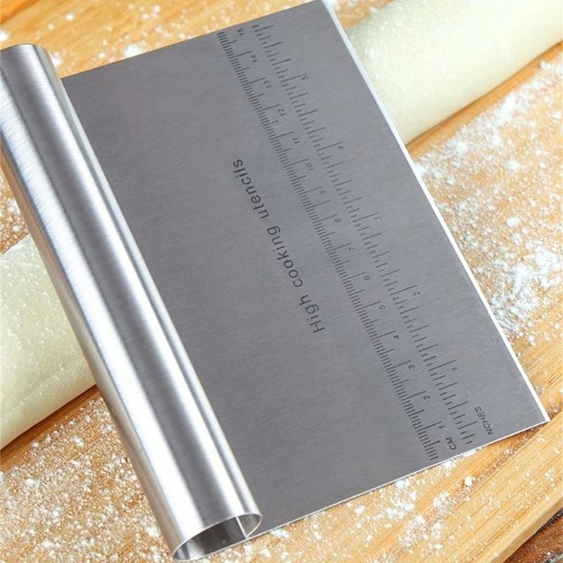 Backschaber aus Edelstahl mit Messmarkierungen zum Teigschneiden Spatel und Küchenwerkzeug zur Lebensmittelzubereitung