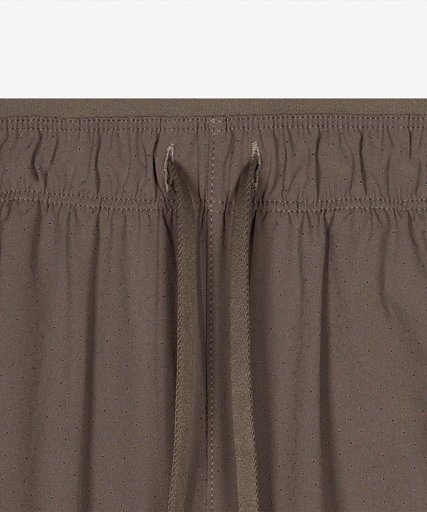 Nyuballanseu Nbnvg26221 / Men 2In1 Rc Shorts 7 Inch (Brown)