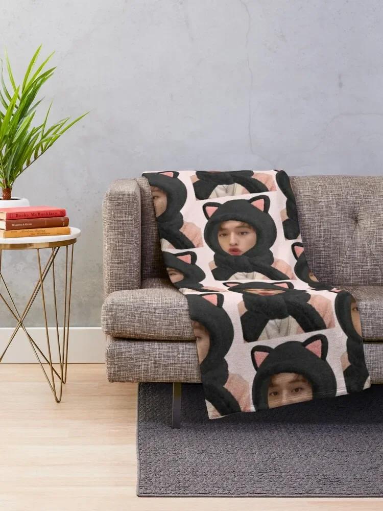 lee know cat filter Throw Blanket manga Cute Flannels Blankets 80x120cm(31x47inch)