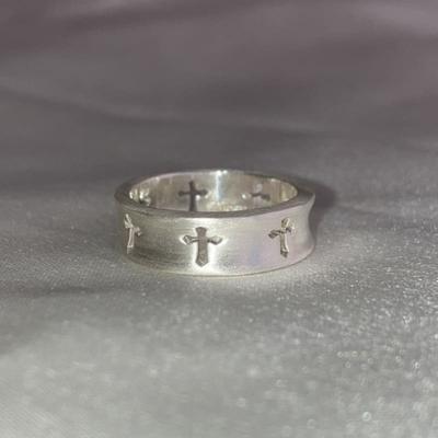 Fillow Cross Hole Ring Slim