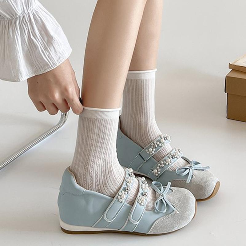Sweet Bowknot Decoration Velcro Sneakers Women 2025 Autumn Luxury Pearl Chain Mary Jane Shoes Soft Sole Non Slip Casual Shoes