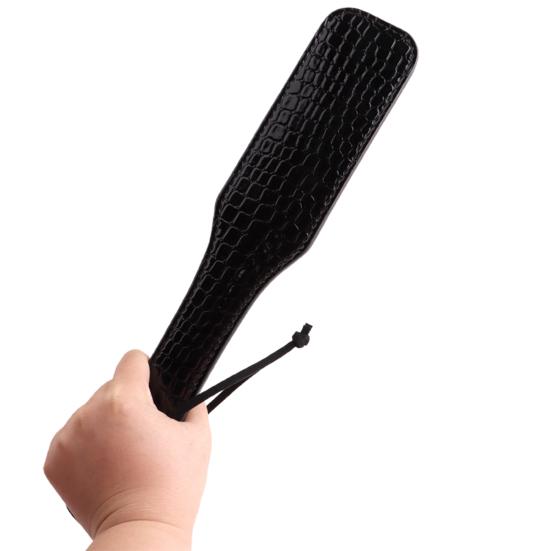 Yousheng Flirting Flogger Fast Adaptation Long Lifespan Faux Leather Sex Pleasure Flogger Whip for Couple