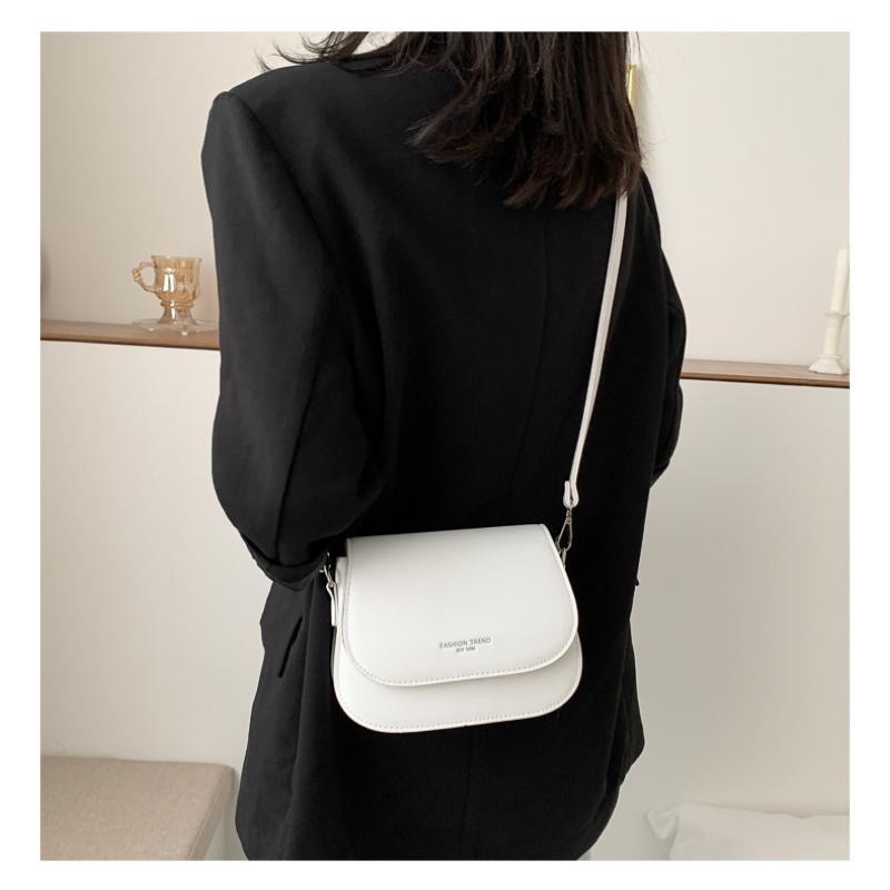 Fashion Felt Shoulder Bags for Women Women's Subaxillary Bag Design Advanced Texture Armpit Handbags Purses Crescent Saddle Bag