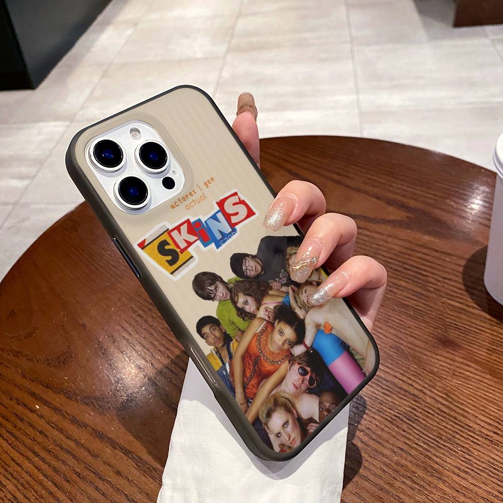 Skins Movie TV For Phone 17 16 15 14 13 12 11 Pro Max Plus Pro Air Phone Case Corrugated Stripe Back Cover