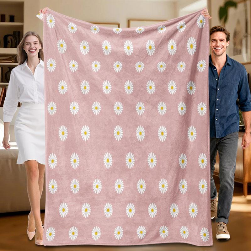 

1 piece daisy pink flannel blanket, soft, suitable for sofa, bed, office, all-season use 70x100cm