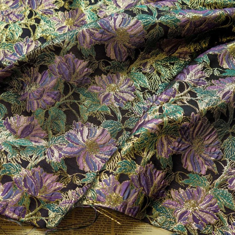 

100x140cm Retro Floral Embossed Jacquard Fabric Palace Style Stunning Floral Design Yarn-dyed Fabric For Sewing Garments Dress 100x140cm