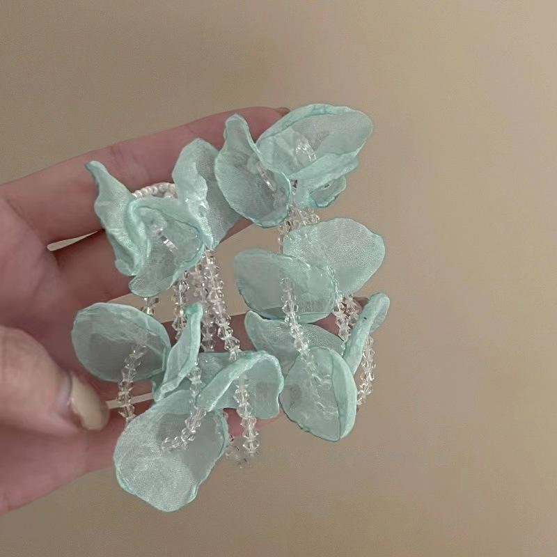 

Серьги с инкрустацией из голубых капель масла и бриллиантов, художественные и свежие темпераментные серьги, модные и роскошные серьги высокого класса