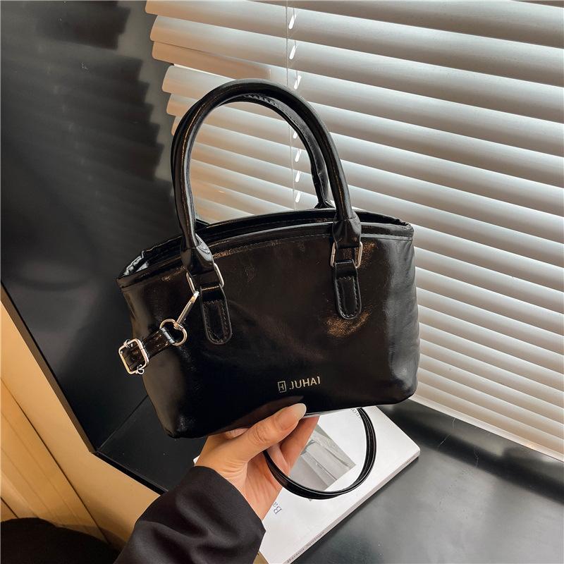 Handbag: Trendy and Simple Women s Commuter-style Single-shoulder Crossbody Bag without pendant