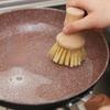 Long Handled Kitchen Cleaning Brush Solid Wood Dishwashing Brush  for Cleaning and Scrubbing Pots