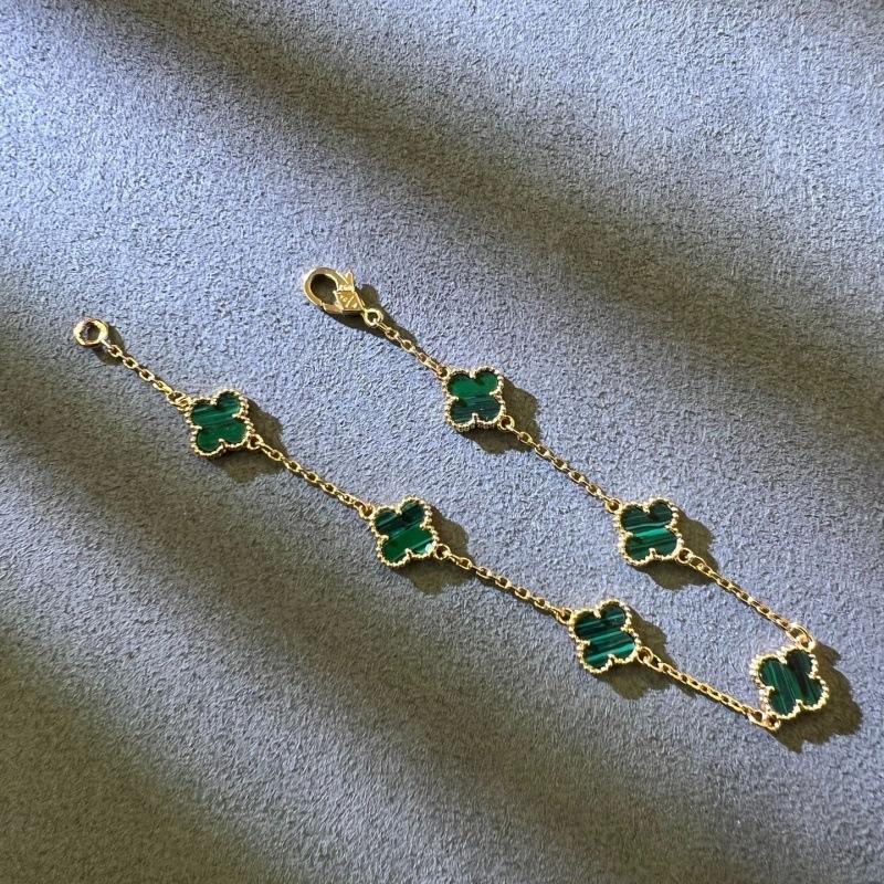 Boutique Vierblättriges Kleeblatt Mini 9mm Sechs Blumen Armband 18k Ins Mode Herren- und Damenarmbänder